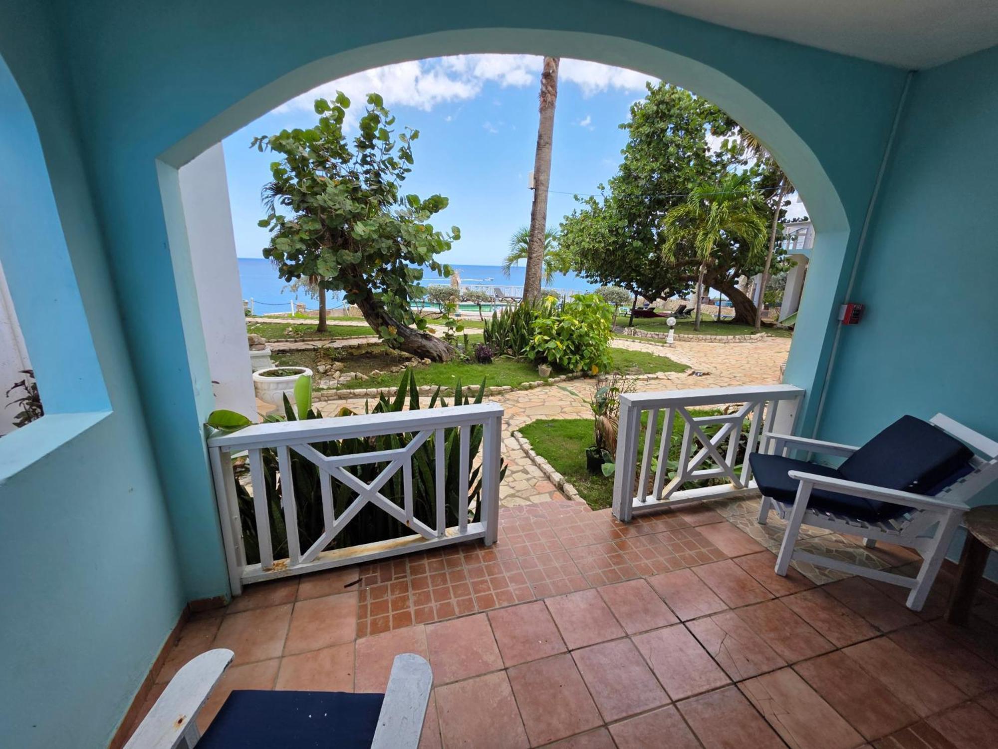 Home Sweet Home Resort Negril Exterior photo