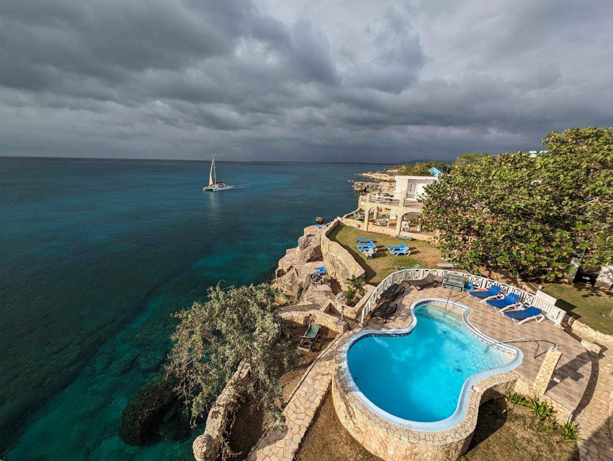 Home Sweet Home Resort Negril Exterior photo